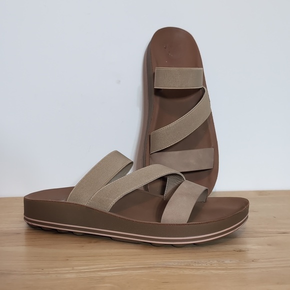 Shoes - Strappy Elastic Nude Tan Sandals Shoes